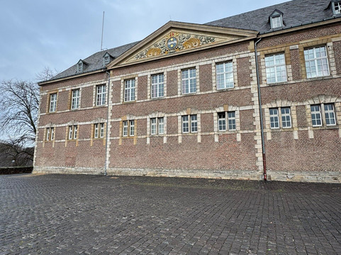 Rathaus Abtei Mönchengladbach-门兴格拉德巴赫必去景点