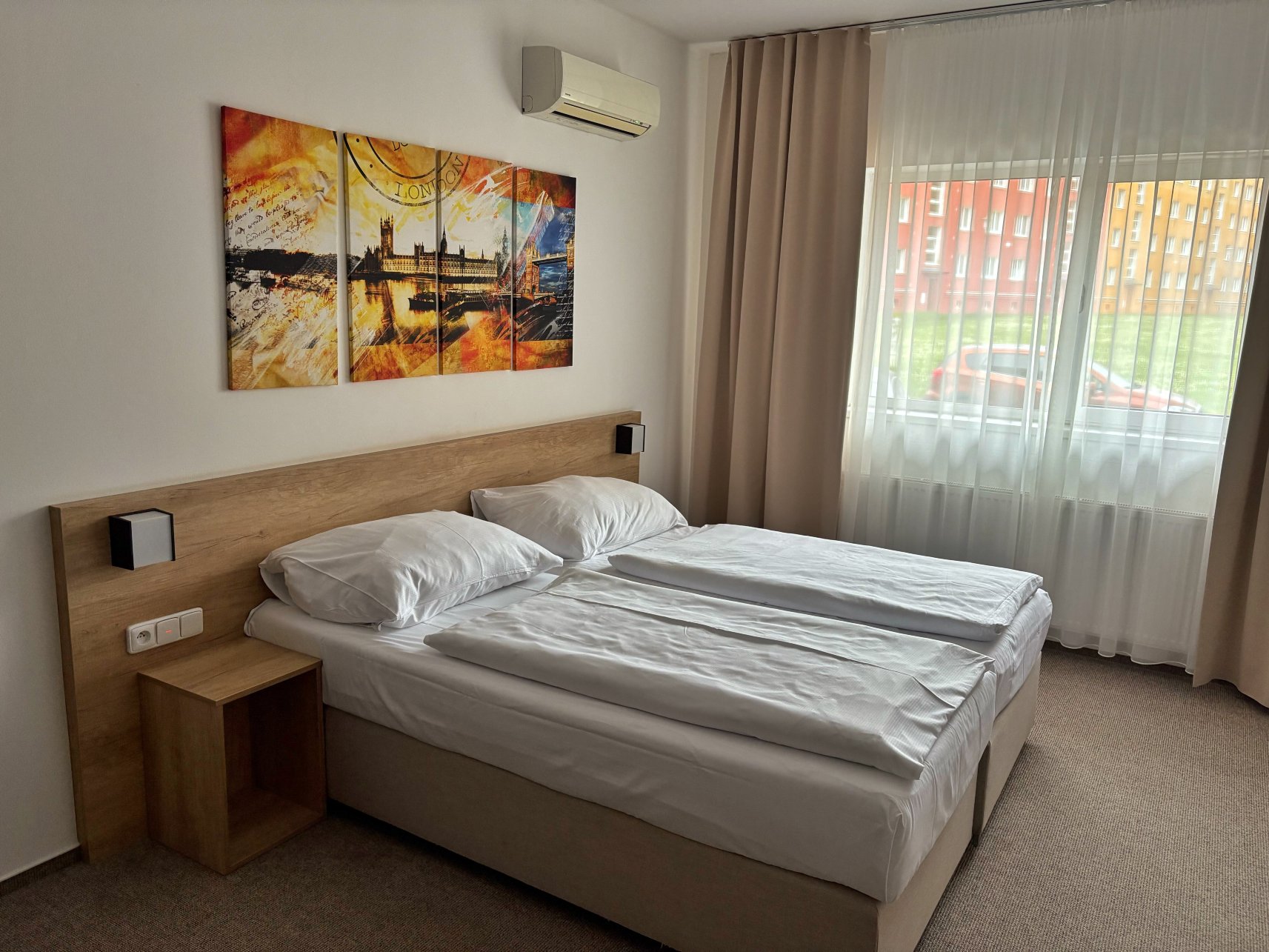 卡皮多酒店-客卧