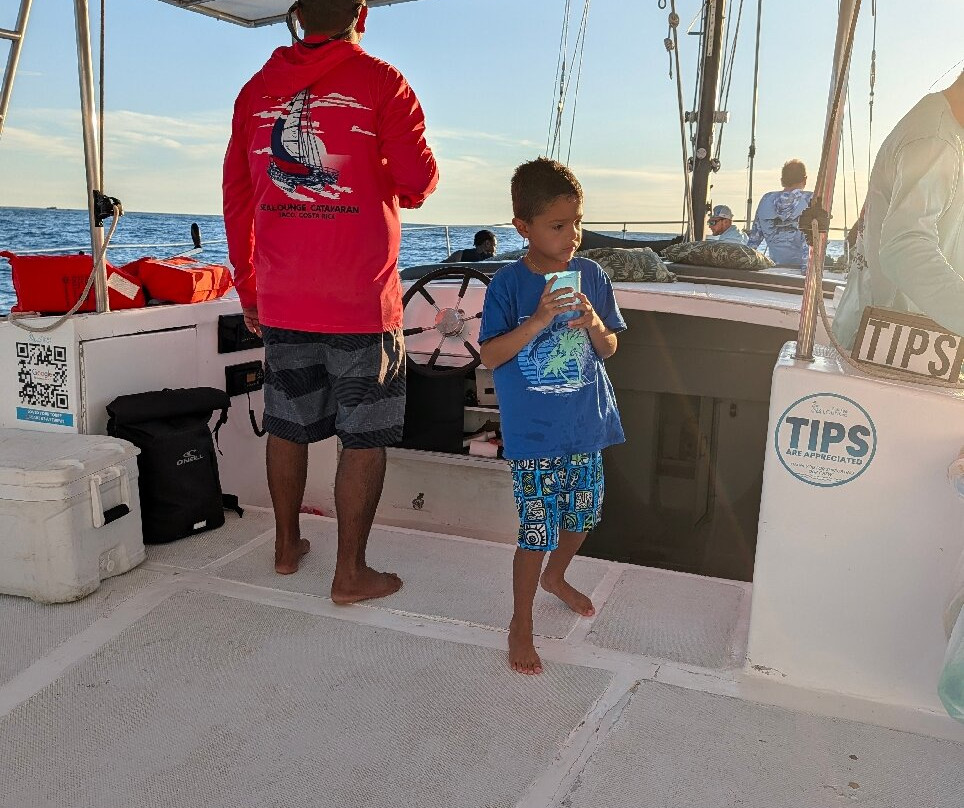 Sealounge Catamaran Costa Rica-艾拉杜拉必去景点