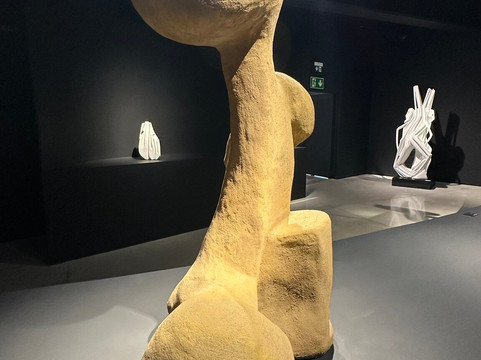 Fundacion Pablo Atchugarry-埃斯特角城必去景点