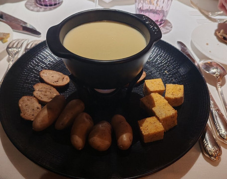 米瑞蒙蒂酒店主图