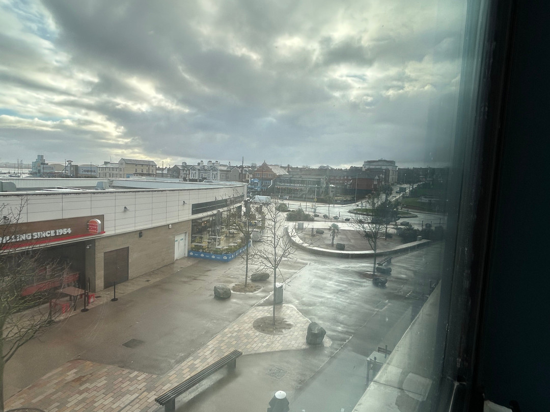 沃勒西新布赖顿旅客之家酒店主图