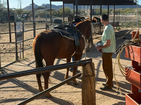 Cave Creek Outfitters-斯科茨代尔必去景点