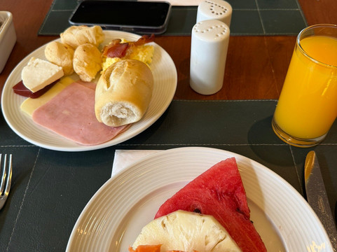 马林加德维尔商务酒店主图