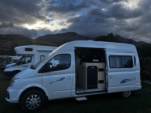 Wendekreisen Campervan Rentals