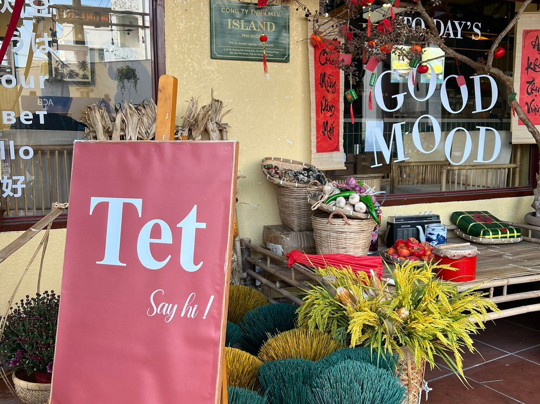 Island Phu Quoc Coffee & Food