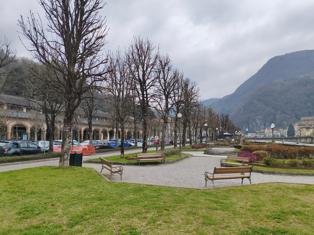 阿伏伽德罗酒店主图