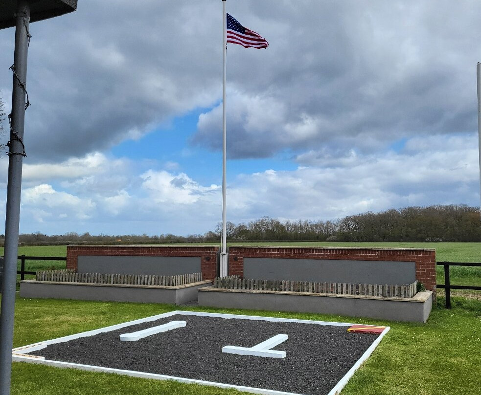 The 100th Bomb Group Memorial Museum-迪斯必去景点