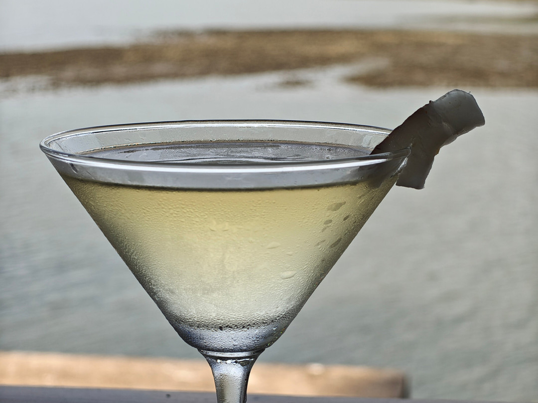 尼克瑞纳桑三水主图