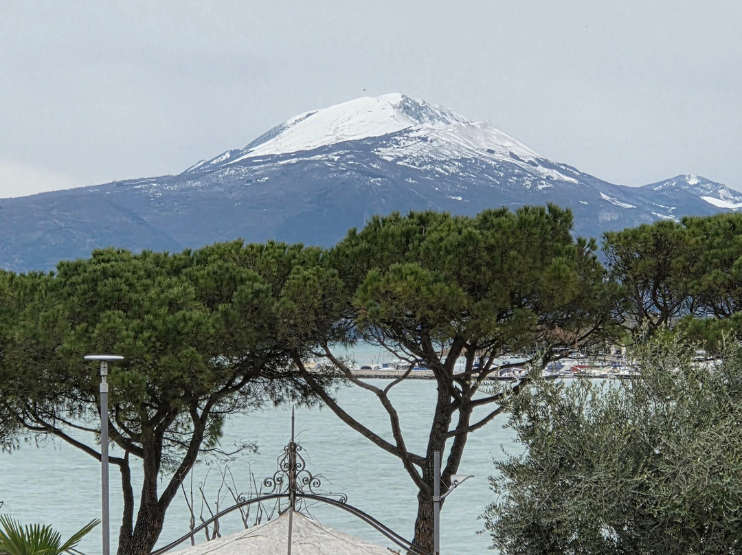 Peschiera del Garda- UNESCO Venetian Fortress-佩斯基耶拉德尔加尔达必去景点