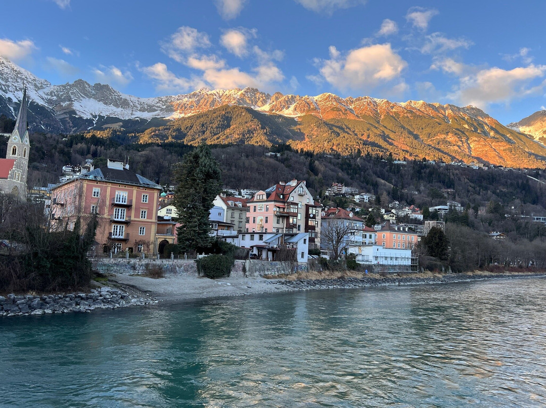 Airport Taxi Alpstria Innsbruck-茵斯布鲁克必去景点