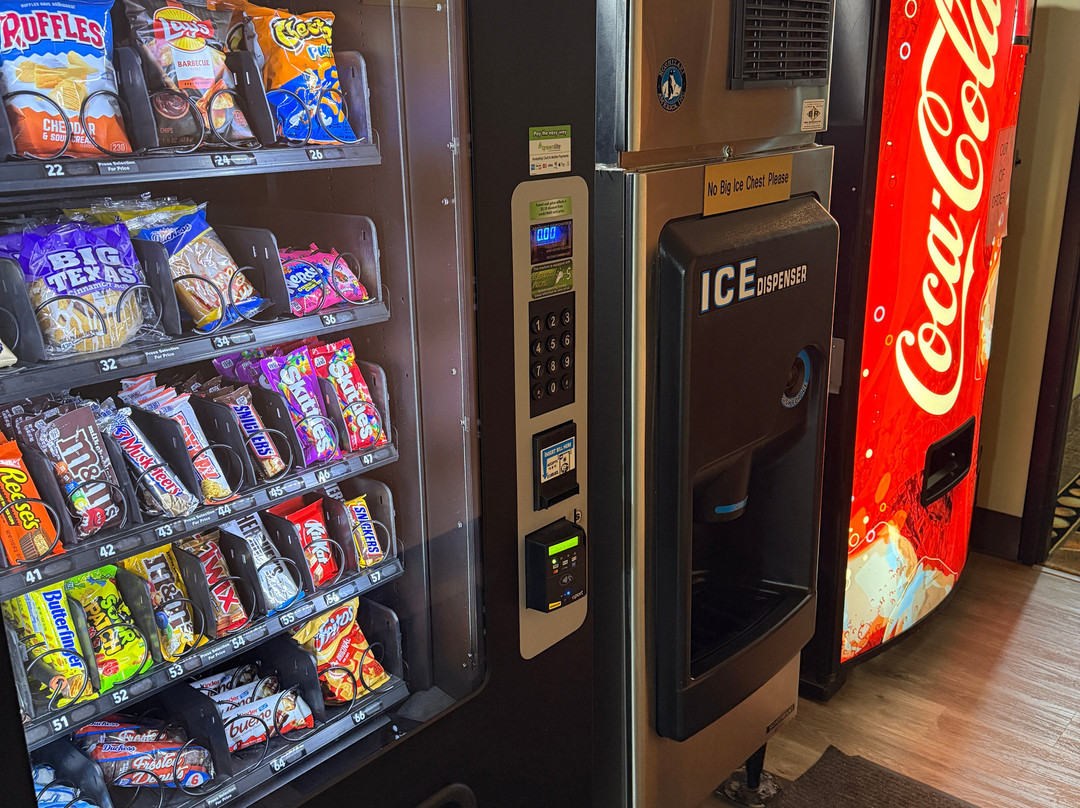 尼克萨-斯普林菲尔德地区速8酒店主图