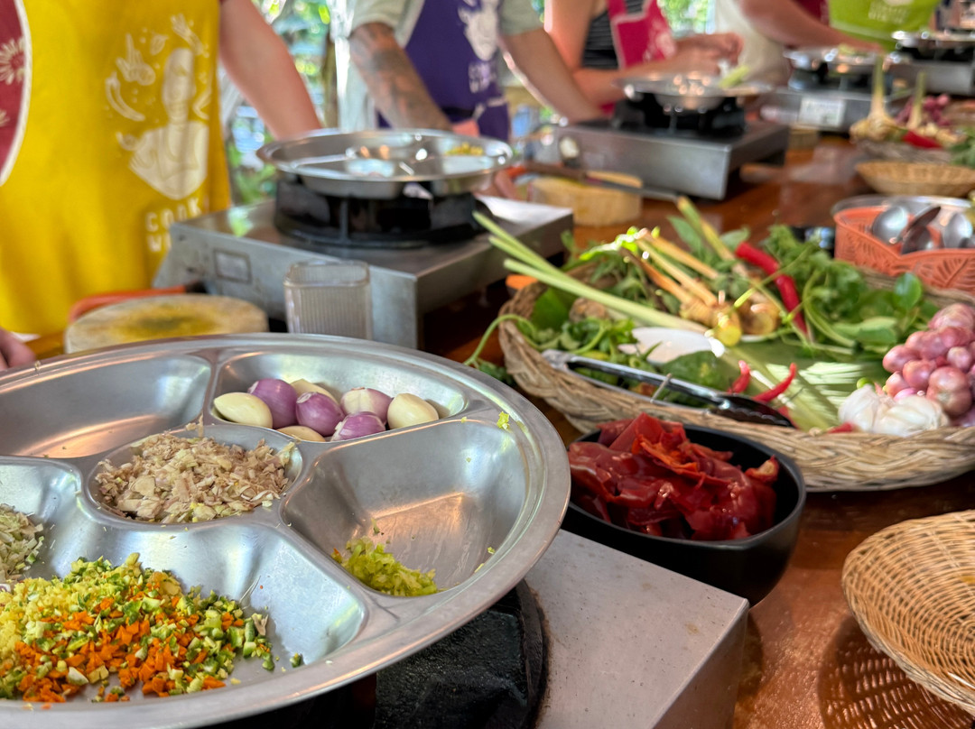 Cooking with Mon-兰塔岛必去景点