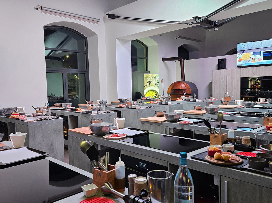 Farm65 Culinary Hub in Milan-米兰必去景点
