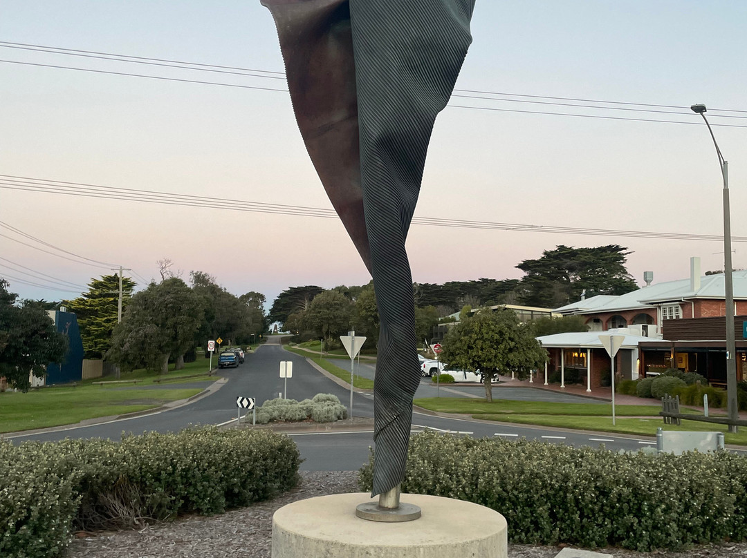 'I am' Sculpture-弗林德斯必去景点