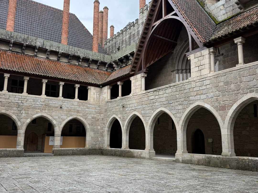 Paço dos Duques de Bragança-吉马良斯必去景点