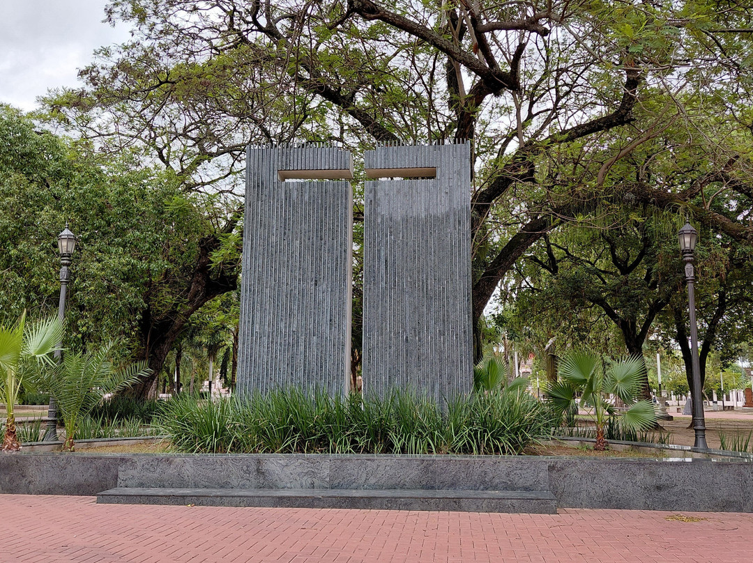 Plaza de La Cruz-科连特斯必去景点