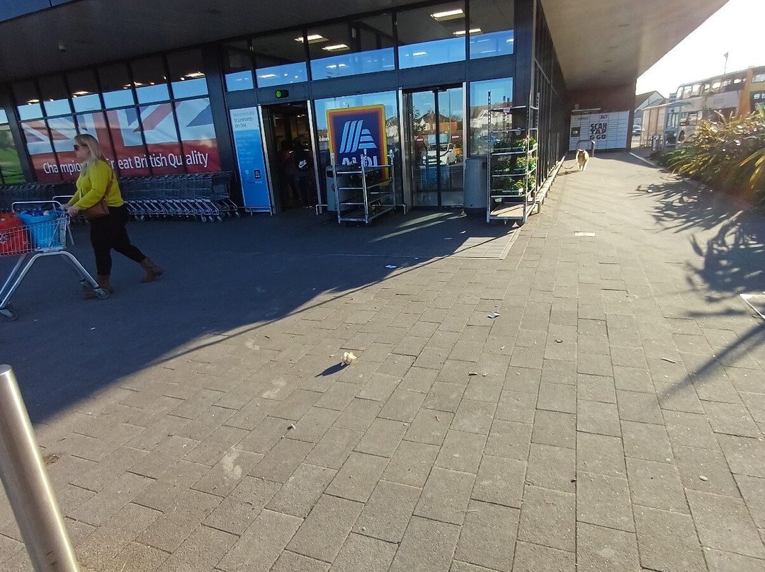 Bulverhythe Retail Park