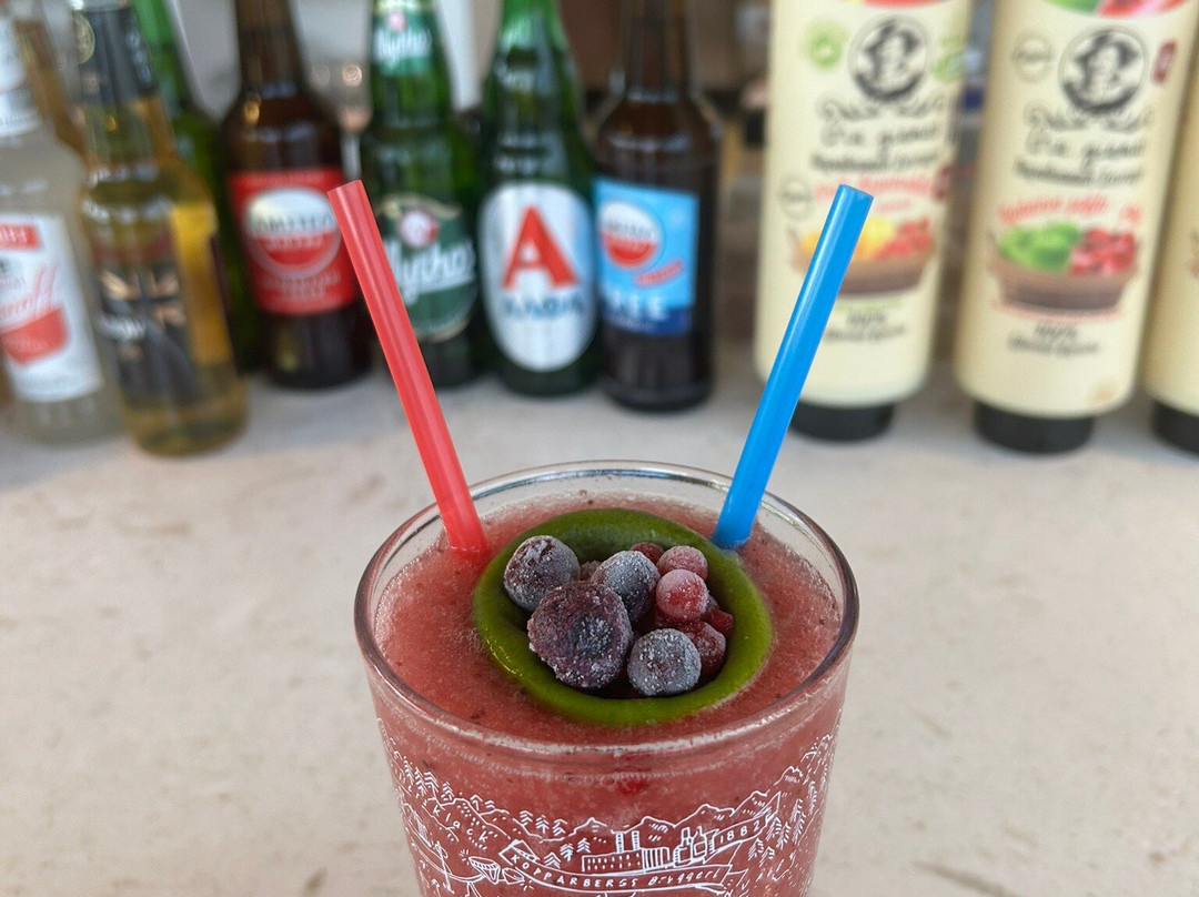 爱琴海之家酒店主图