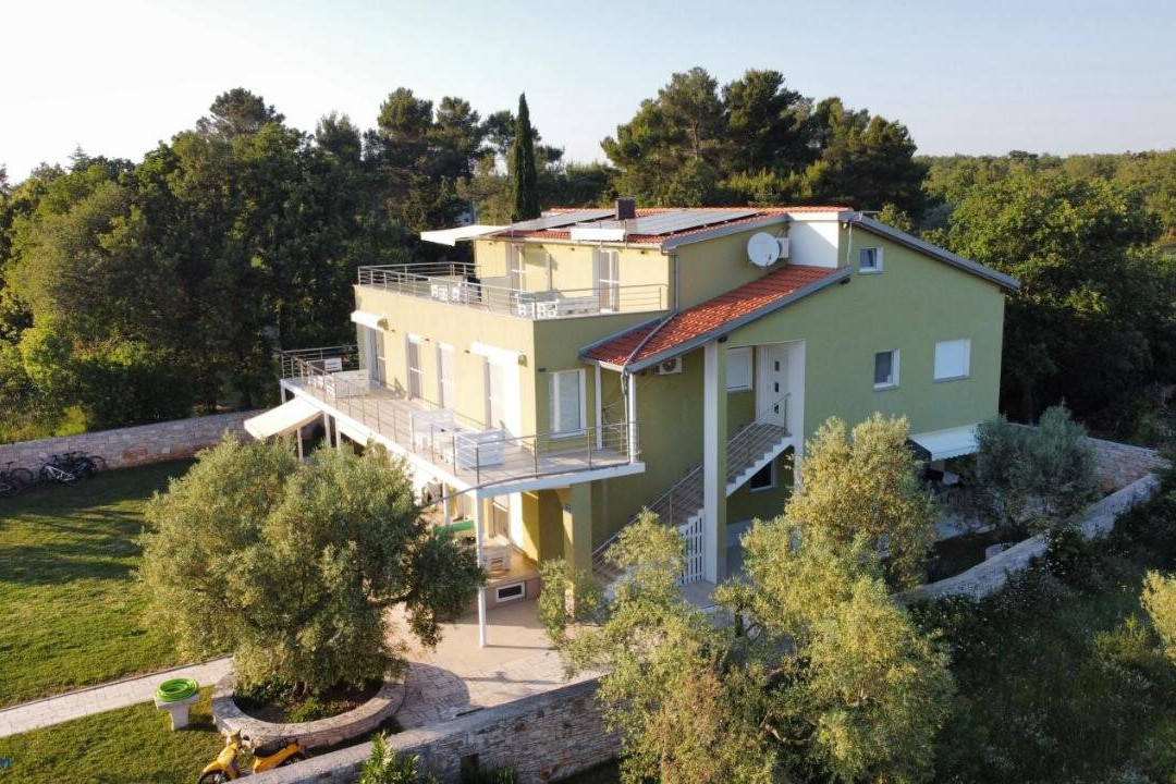 Apartments Oliven