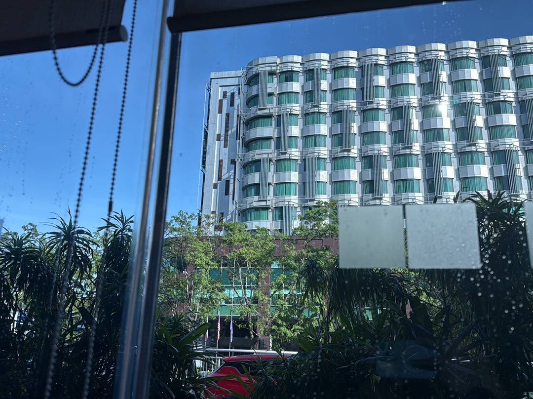 亚庇市中心智选假日酒店主图