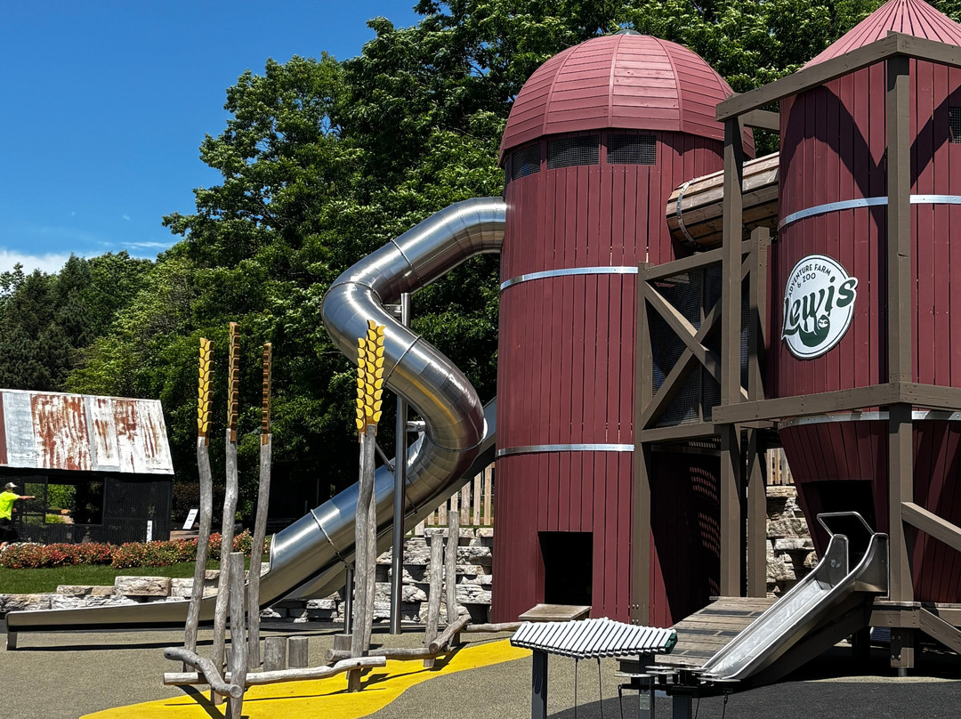 Lewis Adventure Farm & Zoo-New Era必去景点