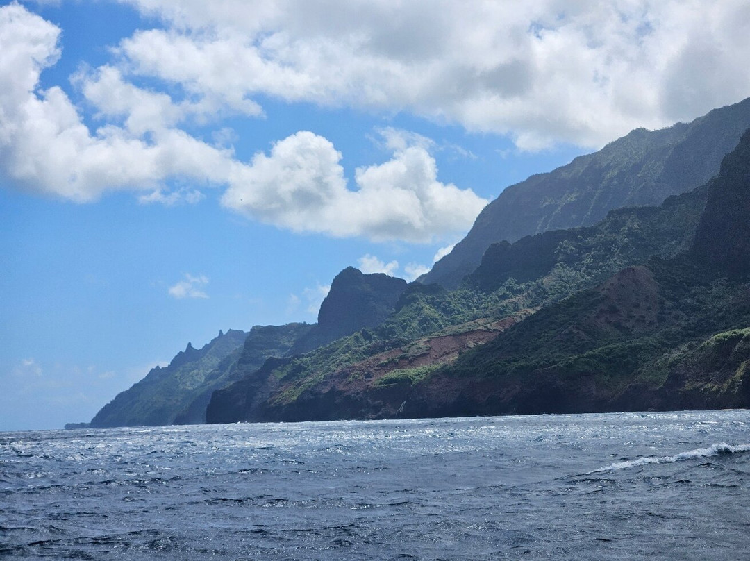 Makana Charters and Tours-卡慕也拉必去景点