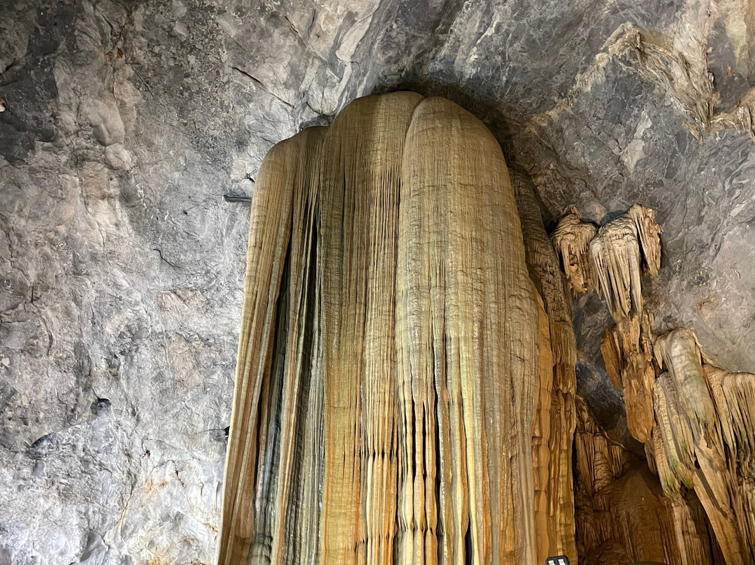 Paradise Cave-峰牙－己榜国家公园必去景点