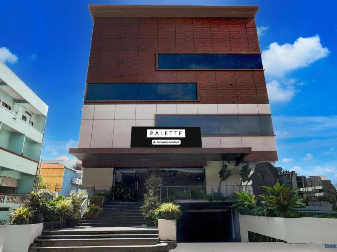 Hotel Naveena Grand