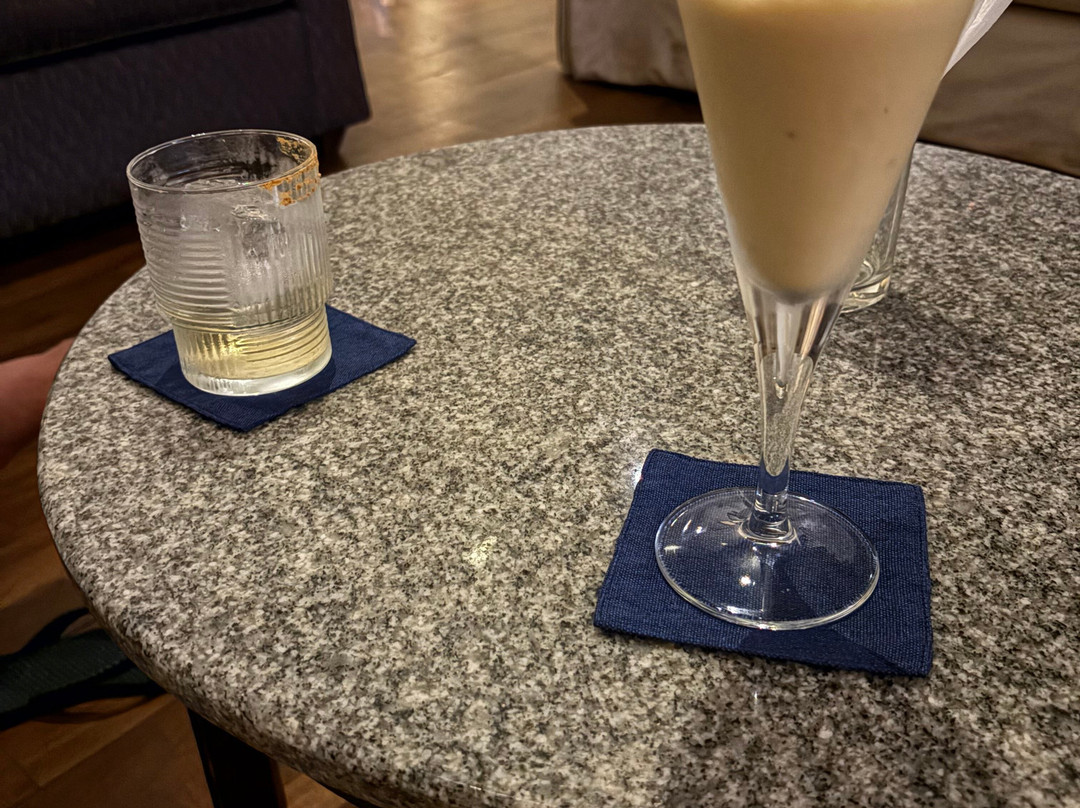 加勒古堡酒店主图