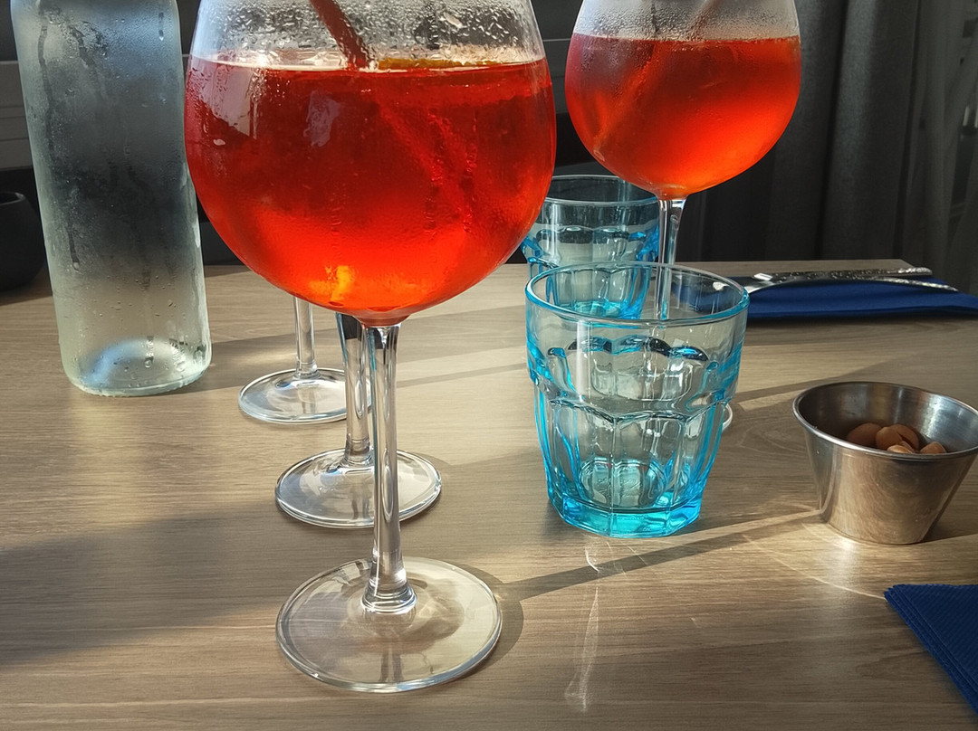 乐卡卤娜酒店主图