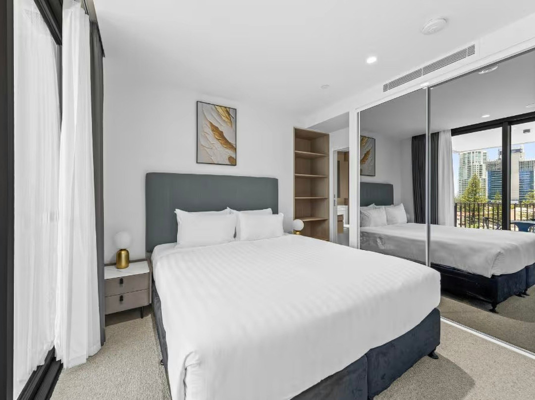 Yves Mermaid Beach Apartments by CLLIX