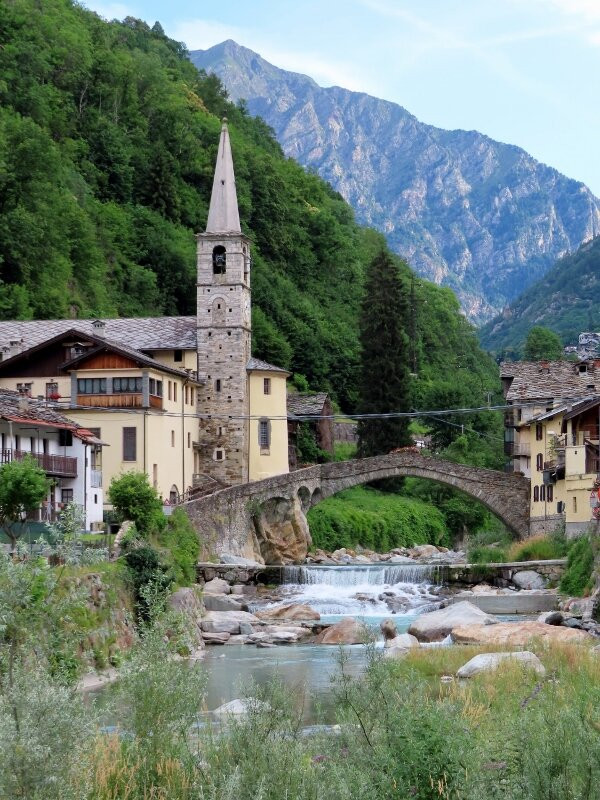 Chiesa Parrocchiale S. Antonio Abate-Fontainemore必去景点