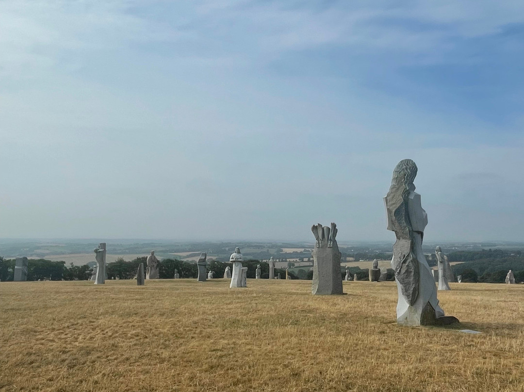 La Vallée des Saints-Carnoet必去景点