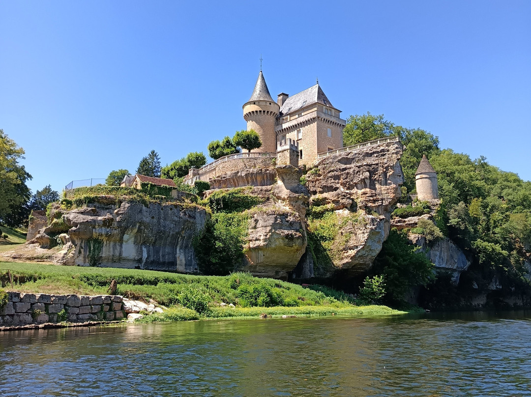 Canoë Family-Saint-Leon-sur-Vezere必去景点