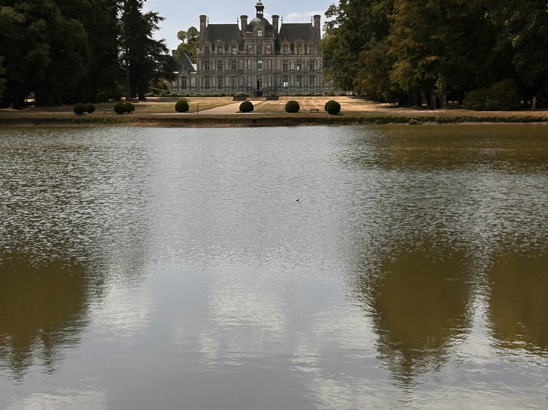 Chateau de Beaumesnil-Beaumesnil必去景点