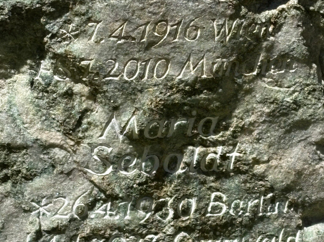 Waldfriedhof Grünwald-Gruenwald必去景点