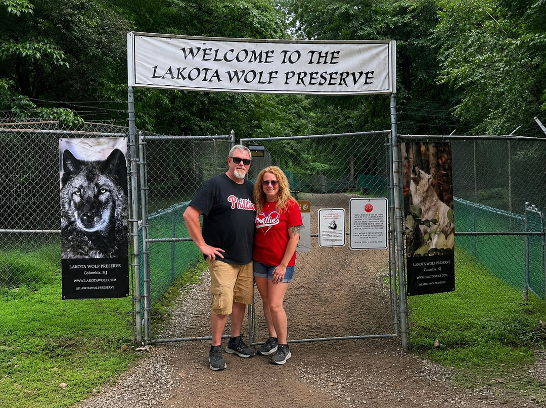 Lakota Wolf Preserve-Columbia必去景点