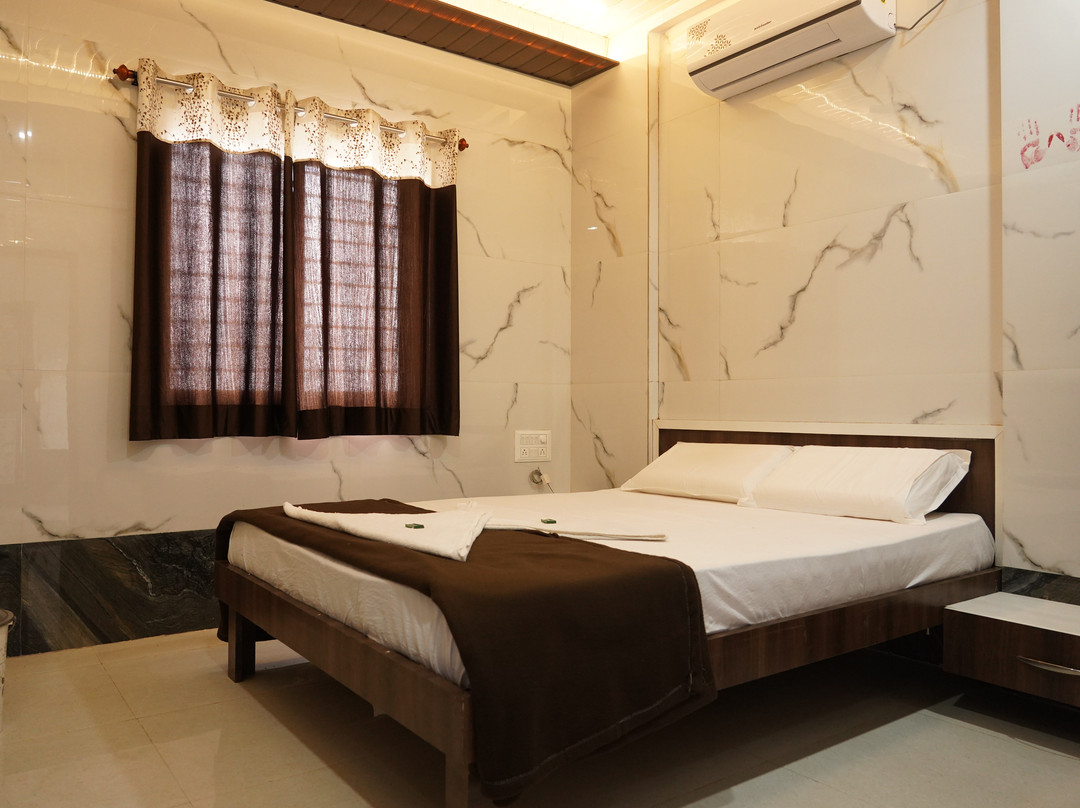 Nikhil Hotel