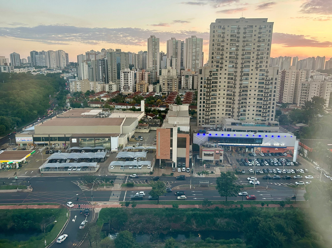 勃朗峰尊贵酒店主图