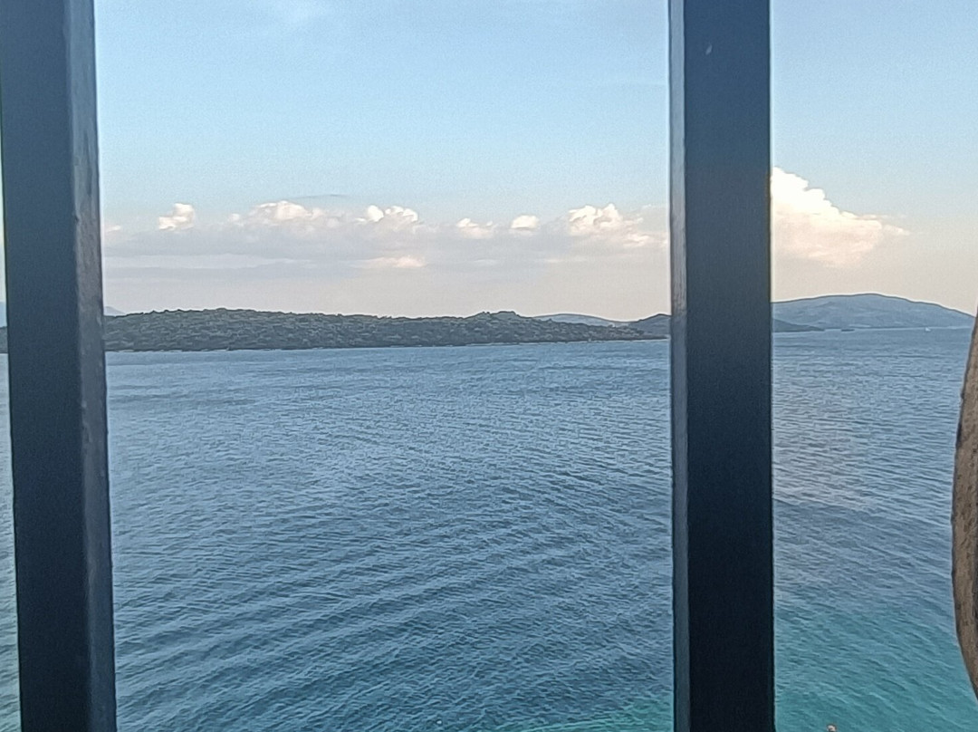 洛根的海滩公寓式酒店主图