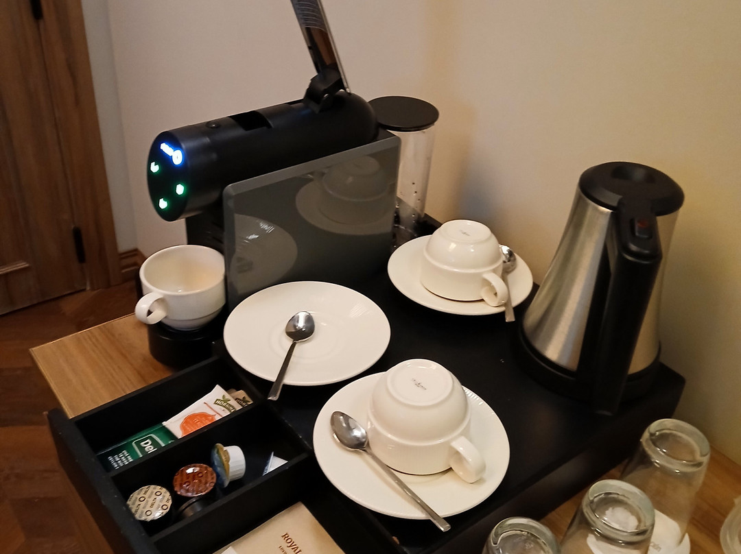 坎弗朗克站皇家世外桃源酒店主图