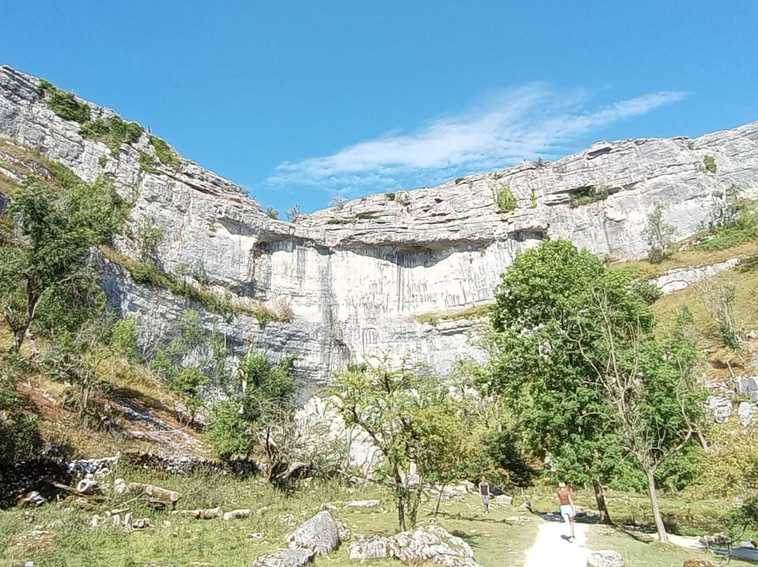 马勒姆和戈代利峡谷-Malham必去景点