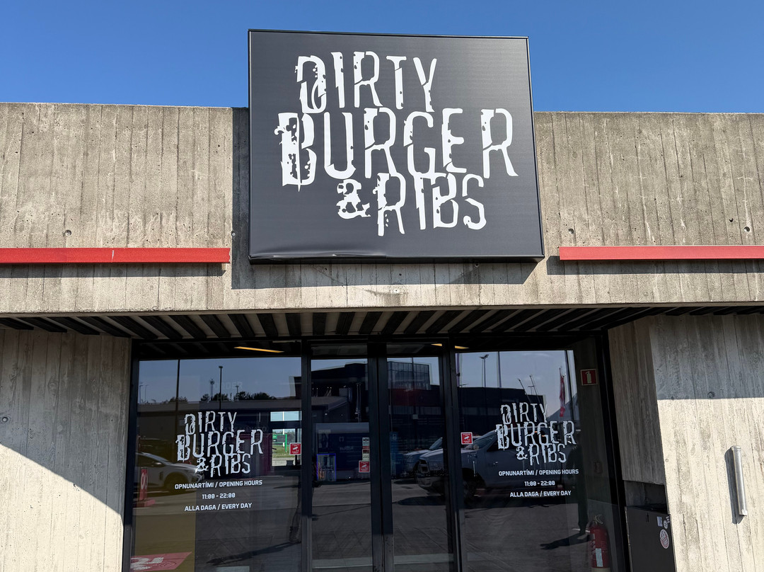 Dirty Burger And Ribs