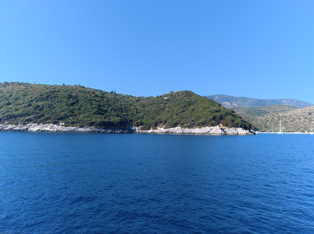 Kefalonia Excursions-阿尔戈斯托利翁必去景点