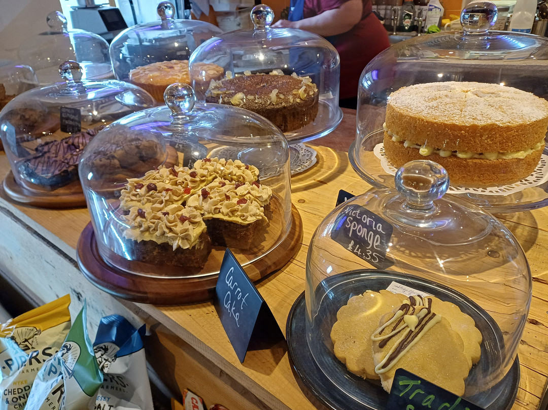 Borders Pottery