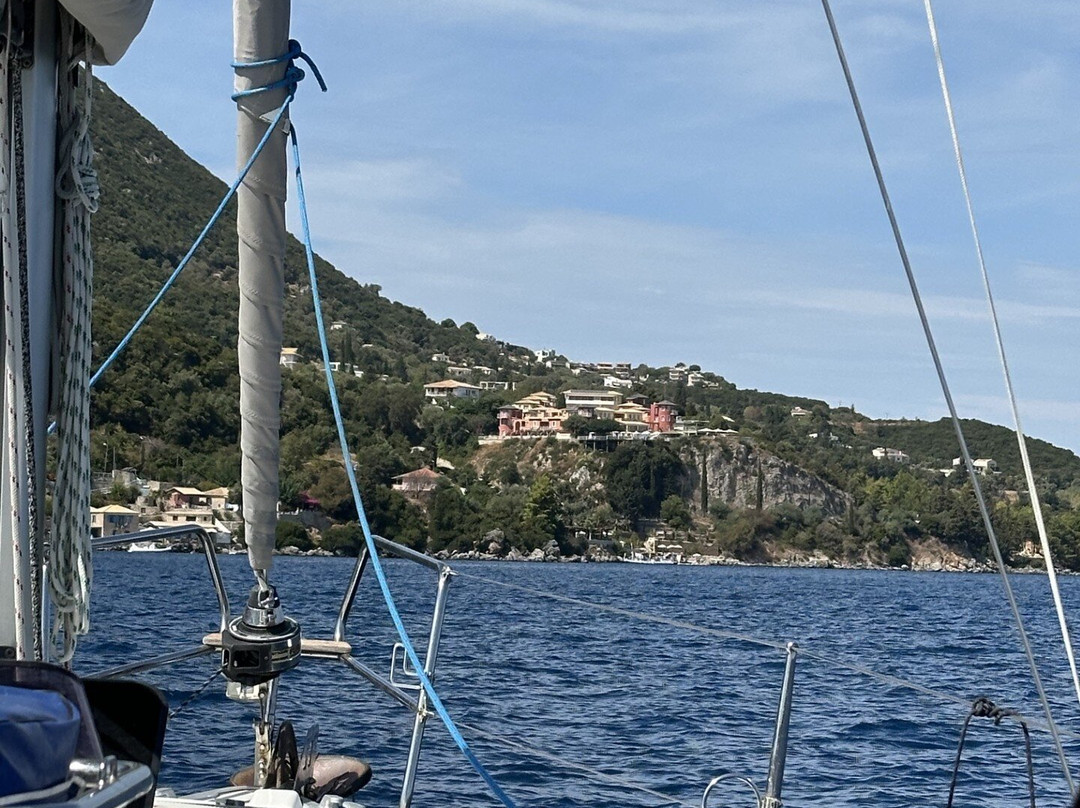 Sail Ionian Yacht Charter-莱夫卡扎必去景点