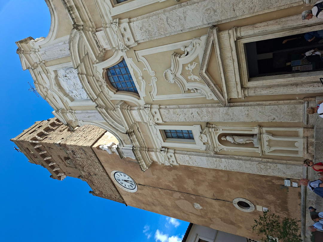 Cattedrale dei Santi Pietro e Paolo (Duomo di Pitigliano)-皮蒂利亚诺必去景点