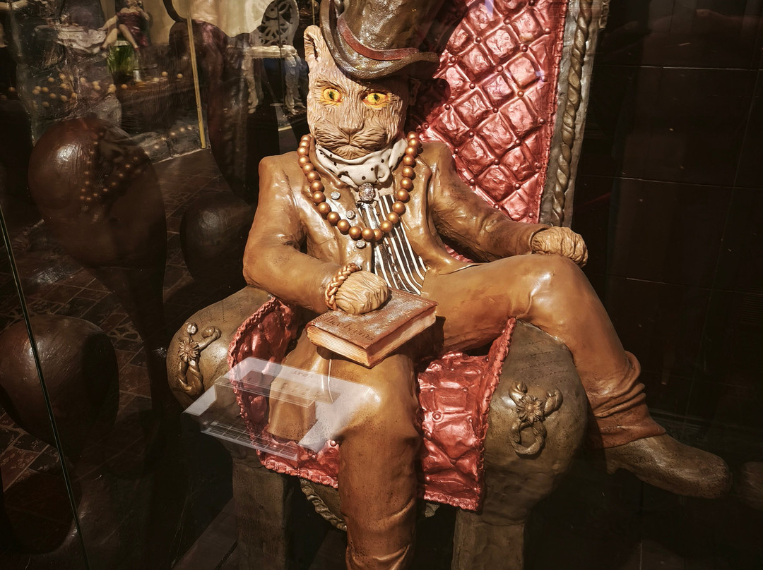 Aj Chocolate Sculpture Museum-特拉凯必去景点