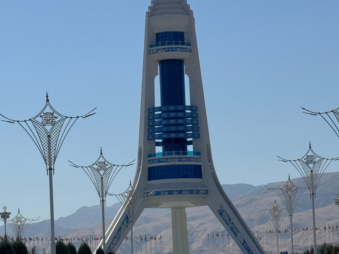 Monument Arch of Neutrality-阿什哈巴德必去景点